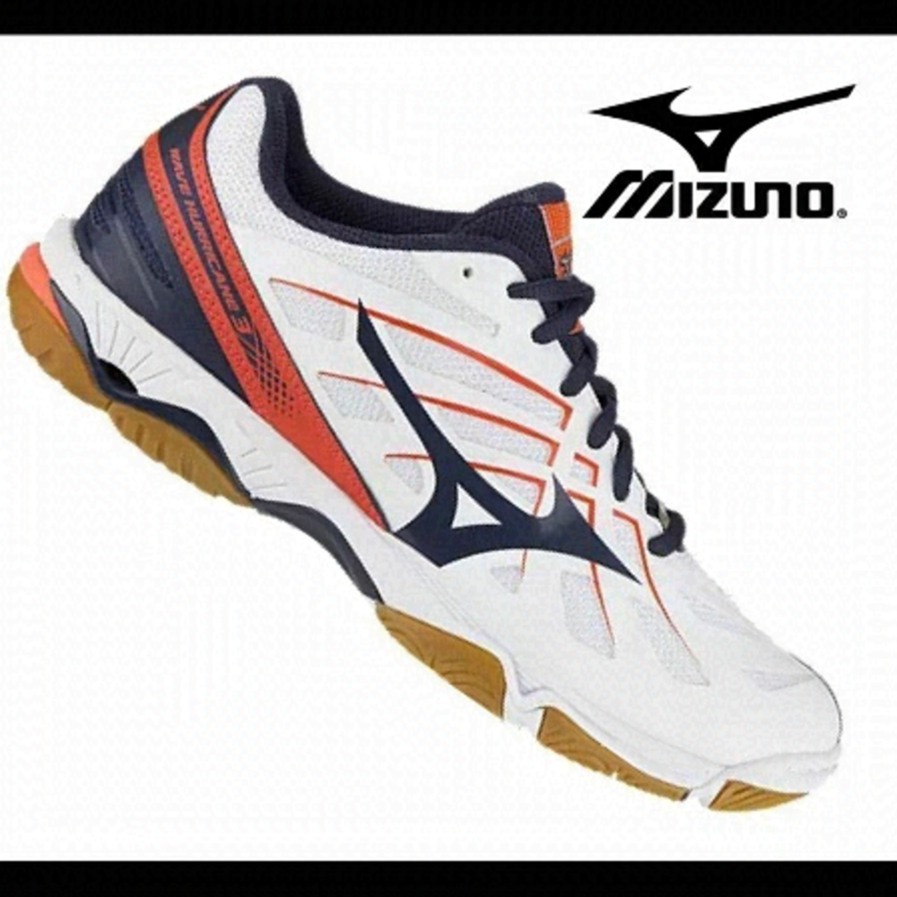 NWOB Mizuno Wave Hurricane 3 Court Shoe Sneaker Size 9.5